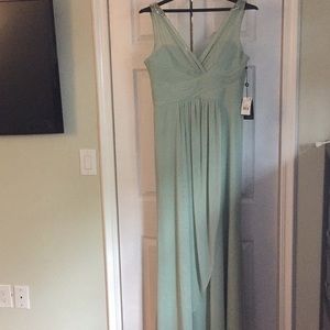 NEW Adrianna Papell  mint gown size 14